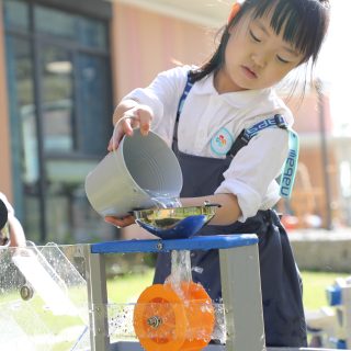 CLASSIC-WORLD-Colorful-Buckets-8-pcs-2