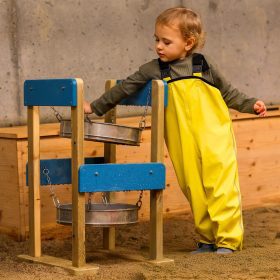 CLASSIC-WORLD-EDU-Playground-Sand-Toy-Double-Strainer-1