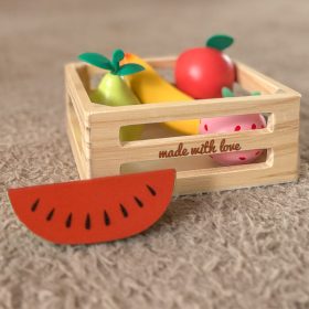 CLASSIC-WORLD-Set-of-Wooden-Fruits-in-a-Basket-6-pcs-3