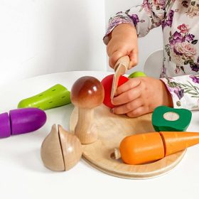 CLASSIC-WORLD-Wooden-Vegetable-Cutter-Set-with-Velcro-16-pcs-3