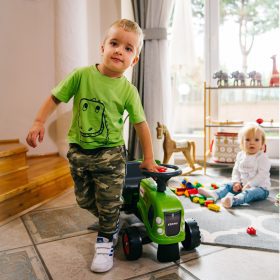 FALK-Baby-Claas-Green-Tractor-with-Trailer-Accessories-for-ages-1-3-2