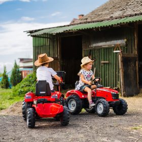 FALK-Massey-Ferguson-Red-Pedal-Tractor-with-Trailer-from-3-Years-3