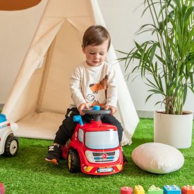 FALK-Ride-on-Fire-Truck-with-Horn-from-1-year-3