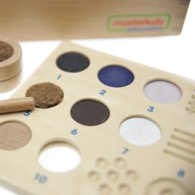 Guess-by-Touch-Material-and-Texture-12-Montessori-Elements-3