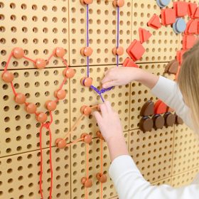 MASTERKIDZ-Pegs-and-Strings-Set-For-the-STEM-Science-and-Creative-Board-1