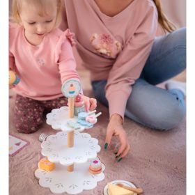 TOOKY-TOY-Sweets-Platter-Wooden-Stand-Cupcakes-Cakes-3