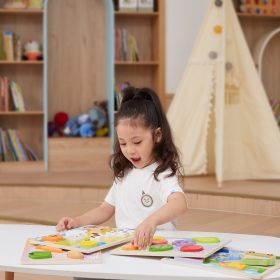 VIGA-Wooden-Puzzle-Montessori-2-in-1-Vegetable-Figures-1