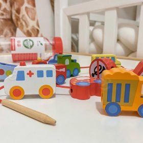 WOOPIE-GREEN-Wooden-Threading-Blocks-Vehicles-Cars-13-pcs-2