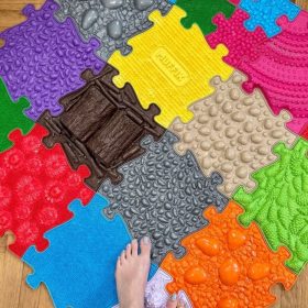 WOOPIE-Orthopedic-Sensory-Mat-Royal-Puzzle-26-pieces-4-small-ones-3