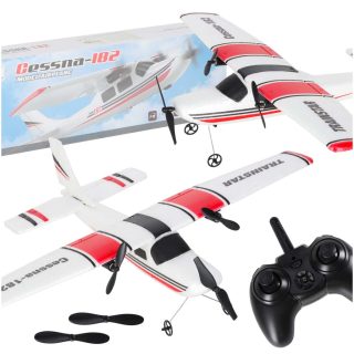Nuotoliniu būdu valdomas "Cessna 182" sklandytuvas aerobatas 2