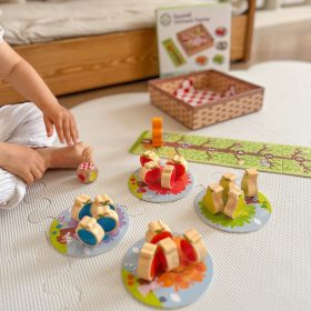 WOOPIE-GREEN-Squirrel-in-the-Orchard-Family-Board-Game-FSC-2