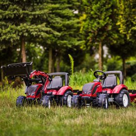 FALK-Valtra-S4-Burgundy-Pedal-Tractor-with-Trailer-3-7-years-2