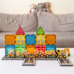 Woopie-Magnetic-Building-Block-Set-with-Construction-Vehicles-3
